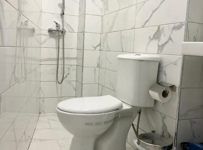 Superb Near To The Center * Τίρανα