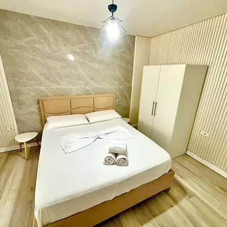 Superb Near To The Center * Тирана